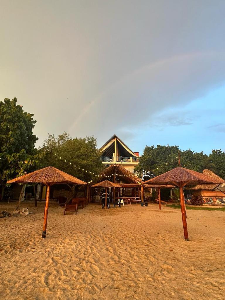 Hostel Beach House Rincón エクステリア 写真