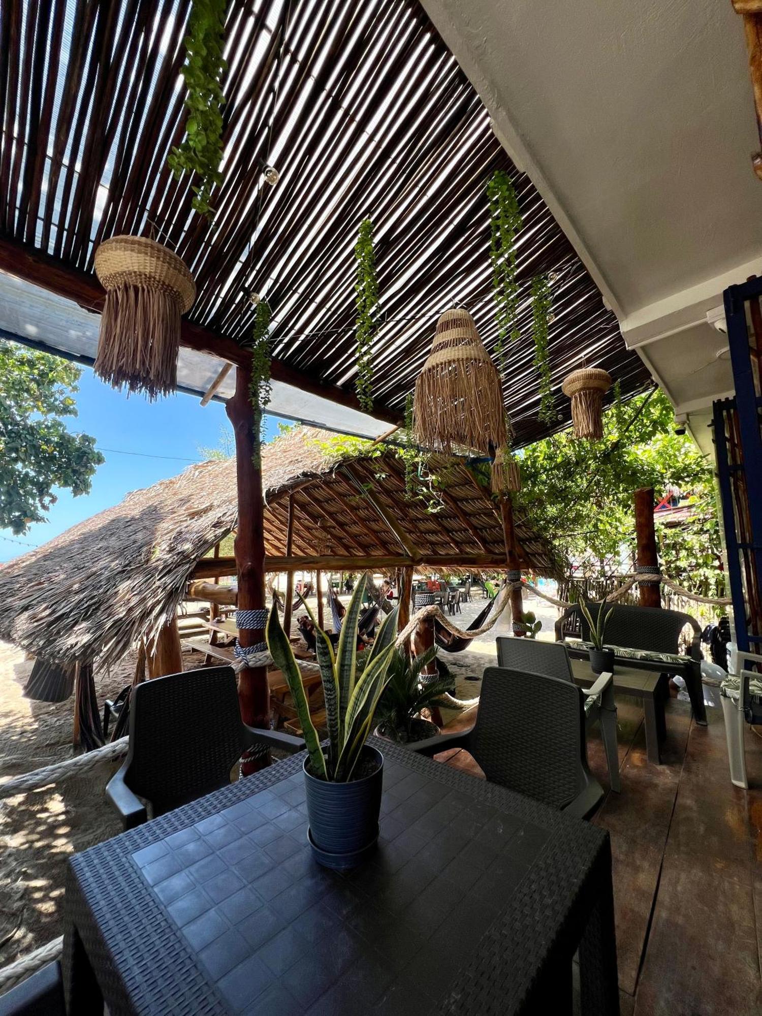 Hostel Beach House Rincón エクステリア 写真