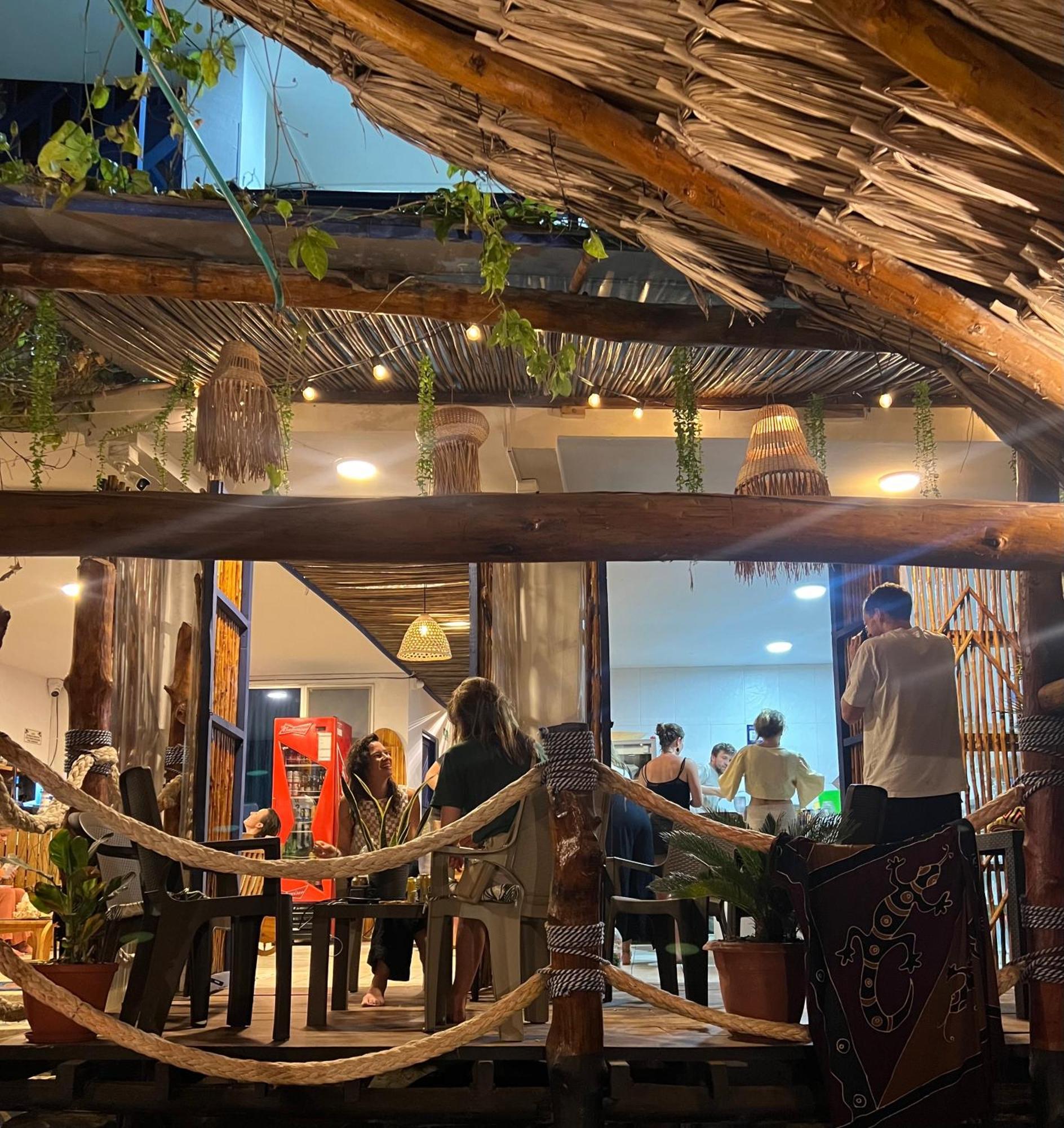 Hostel Beach House Rincón エクステリア 写真
