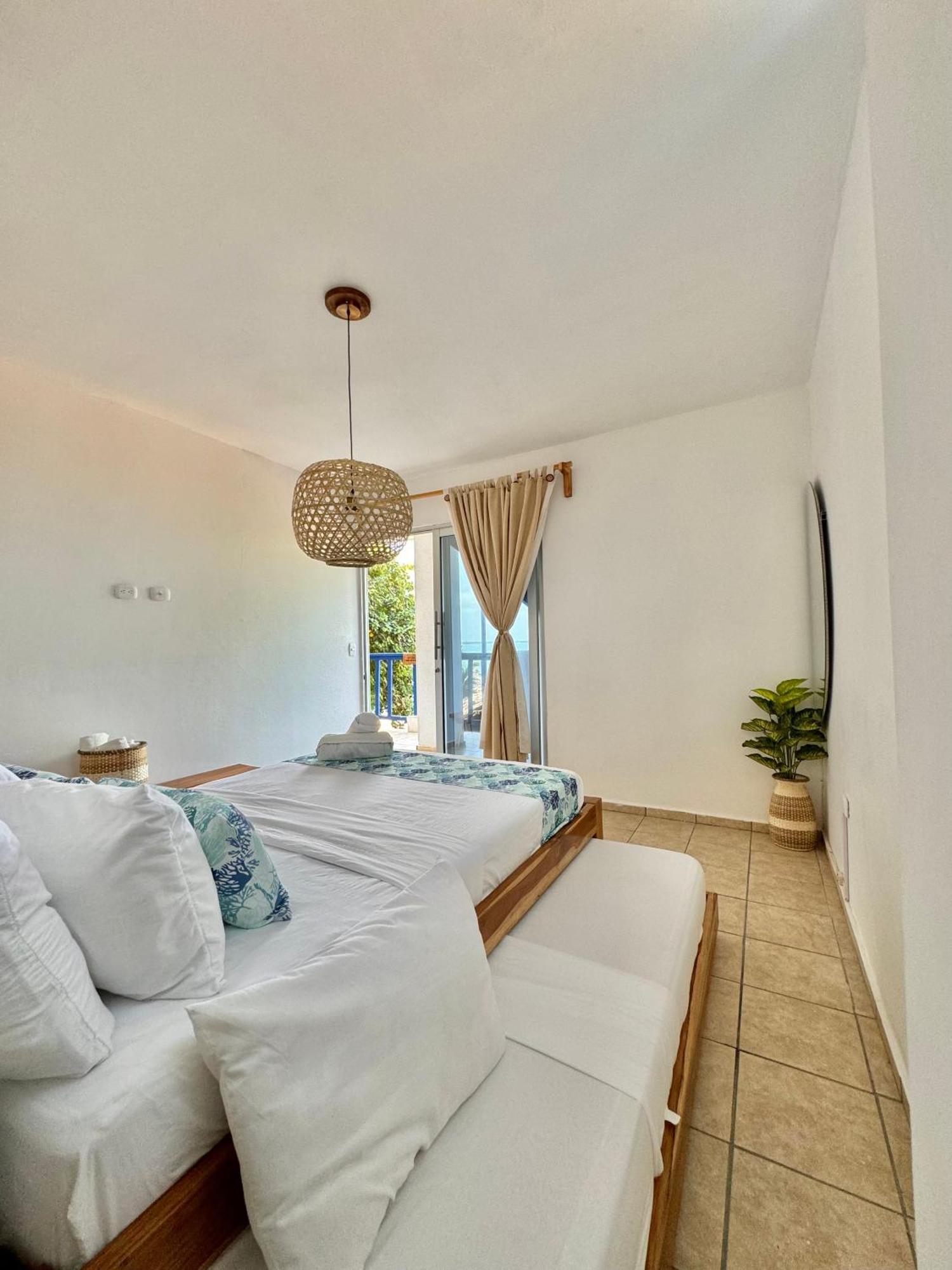 Hostel Beach House Rincón エクステリア 写真